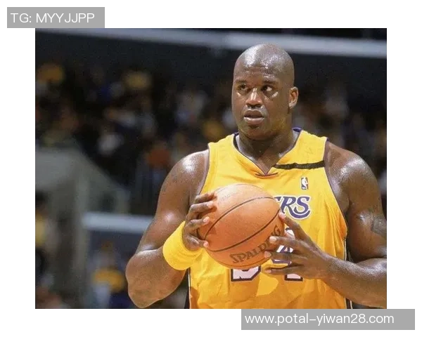 奥尼尔如何在勇士内线对抗中展现统治力与技巧的较量