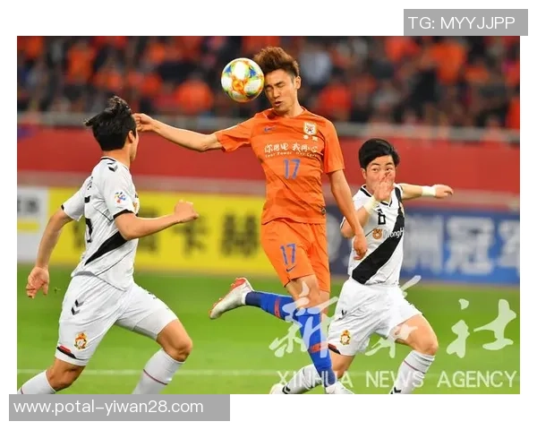 庆南队与山东鲁能泰山的激烈对决展现中超联赛的精彩与魅力